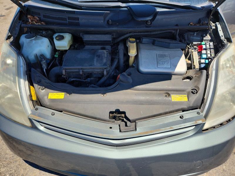Photo 11 from auction – 2005 TOYOTA PRIUS with VIN JTDKB20U353107907