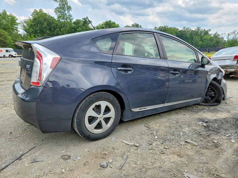 Foto 3 de la subasta – 2015 TOYOTA PRIUS con VIN JTDKN3DU8F0406027