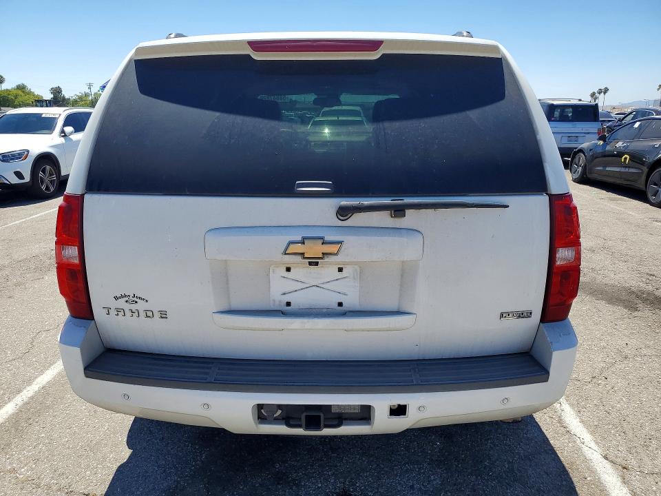 Photo 6 from auction – 2007 CHEVROLET TAHOE with VIN 1GNFC13047J388414