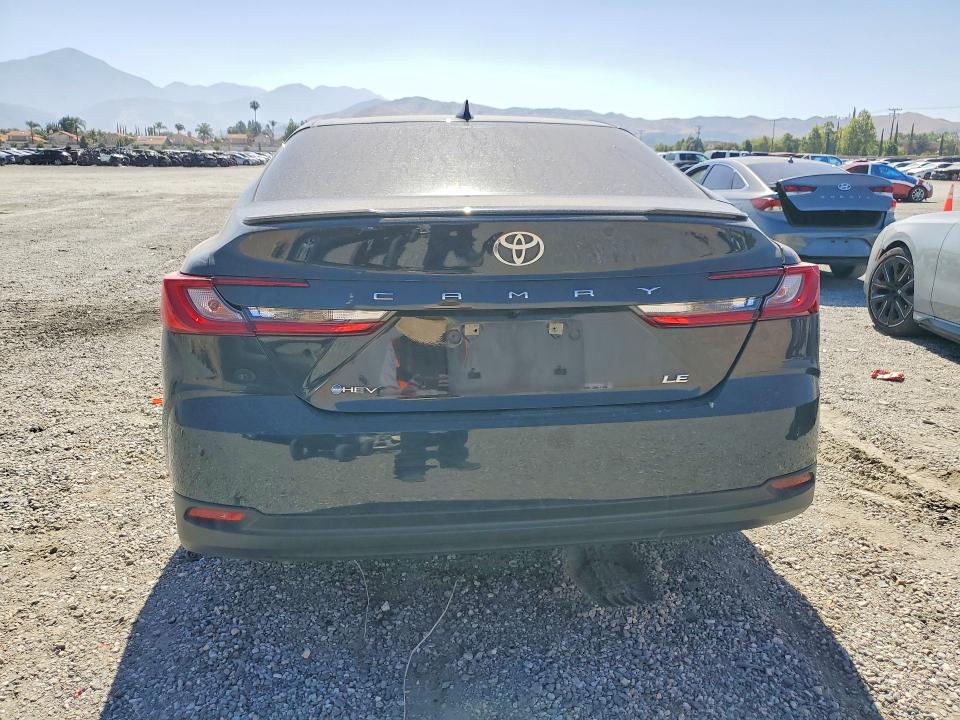 Photo 6 from auction – 2025 TOYOTA CAMRY with VIN 4T1DAACK0SU121684