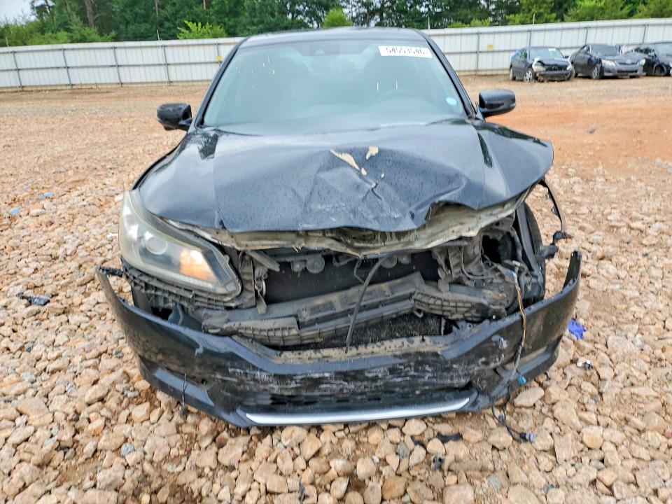 Снимка 5 от търг – 2014 HONDA ACCORD с VIN 1HGCR2F89EA158707