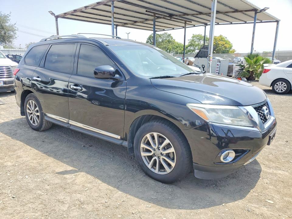 Снимка 4 от търг – 2014 NISSAN PATHFINDER с VIN 5N1AR2MM8EC643409