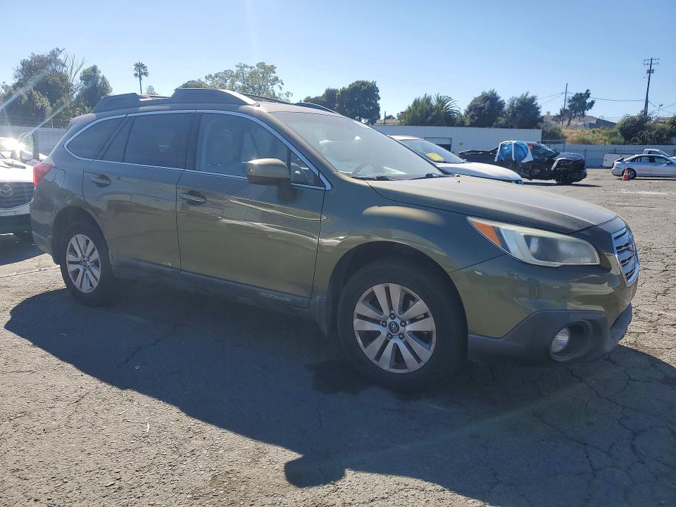 Photo 4 from auction – 2015 SUBARU OUTBACK with VIN 4S4BSADC3F3257380
