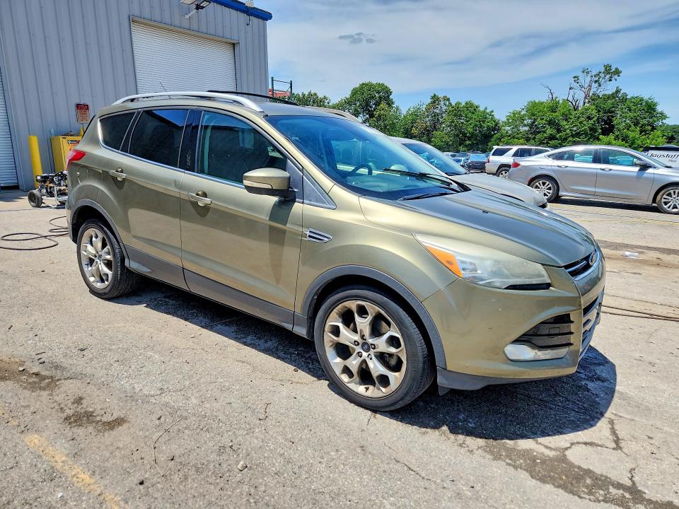 Photo 4 from auction – 2013 FORD ESCAPE with VIN 1FMCU9J9XDUB90578