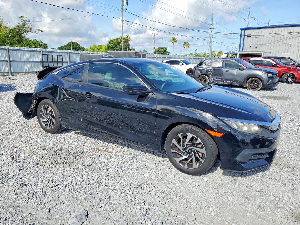 Photo 4 from auction – 2017 HONDA CIVIC with VIN 2HGFC4B57HH307000