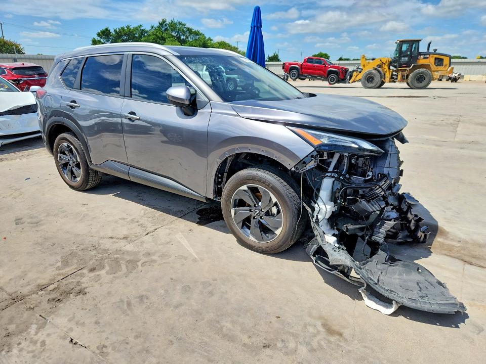 Photo 4 from auction – 2025 NISSAN ROGUE with VIN JN8BT3BA7SW010584