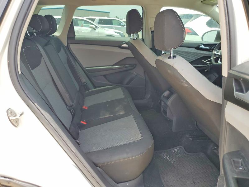 Photo 11 from auction – 2022 VOLKSWAGEN TAOS with VIN 3VVCX7B2XNM014638