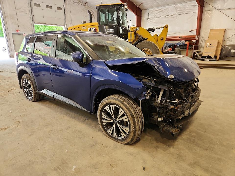 Photo 4 from auction – 2022 NISSAN ROGUE with VIN 5N1BT3BB7NC679038