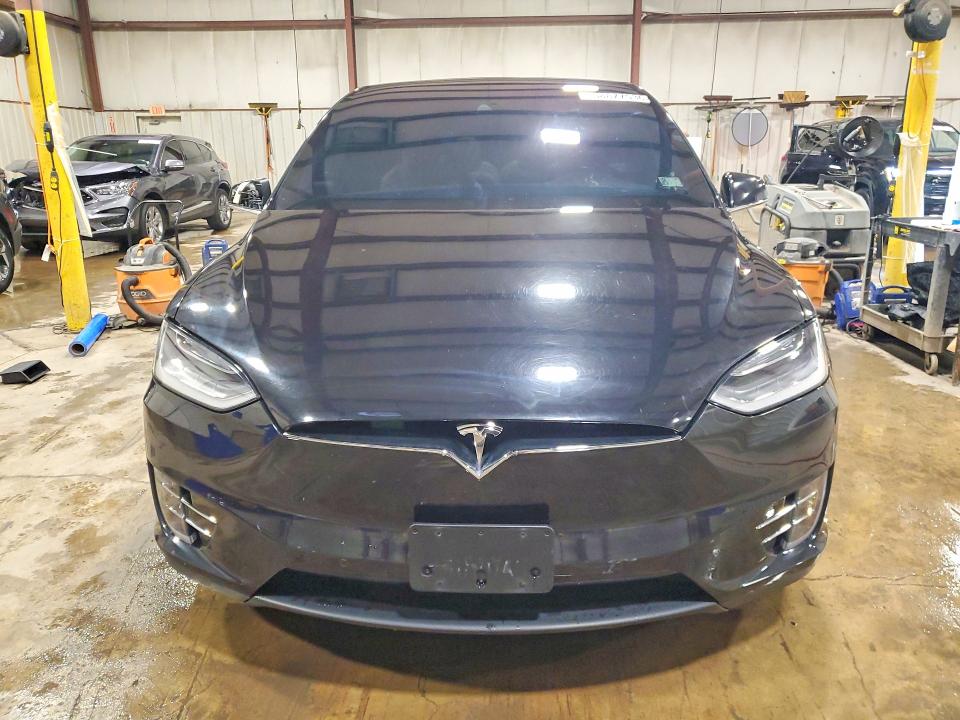 Photo 5 from auction – 2016 TESLA MODEL X with VIN 5YJXCBE48GF003902