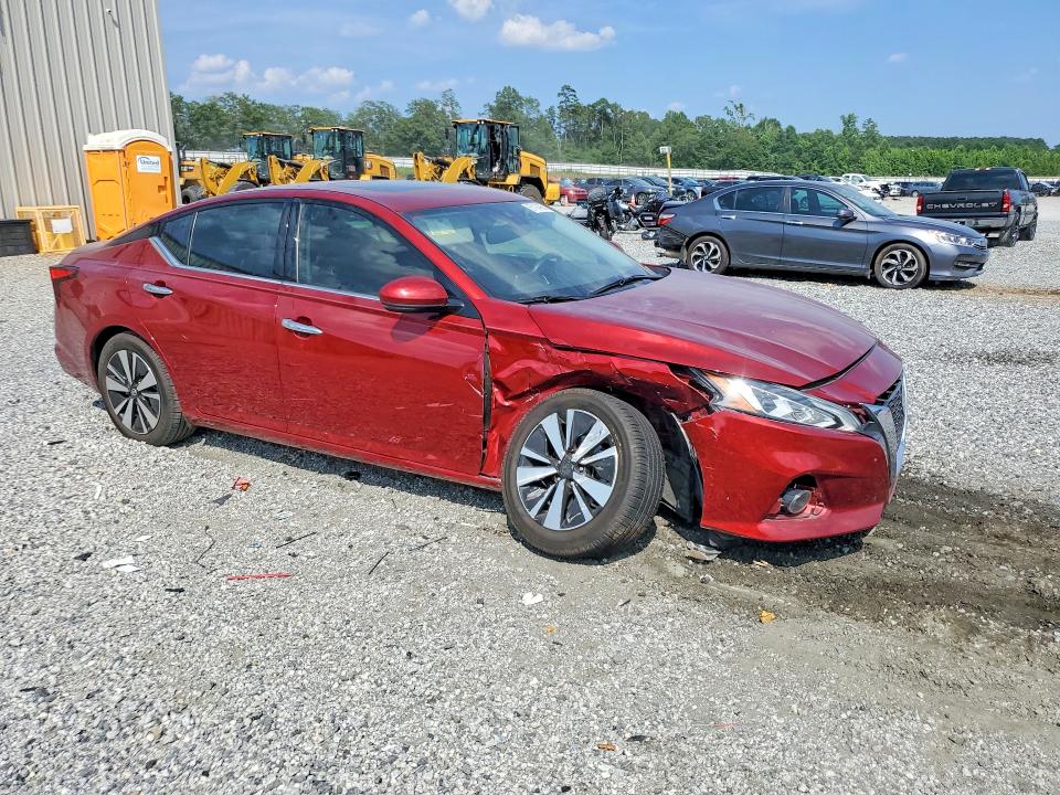 Photo 4 from auction – 2019 NISSAN ALTIMA with VIN 1N4BL4EV7KC113849