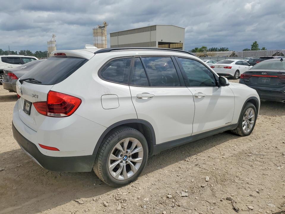 Photo 3 from auction – 2014 BMW X1 with VIN WBAVL1C50EVY20659