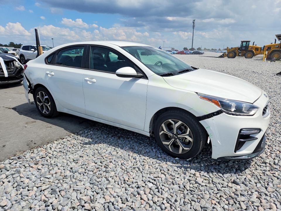 Photo 4 from auction – 2021 KIA FORTE with VIN 3KPF24AD5ME310347