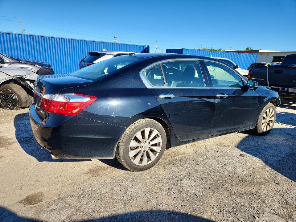 Foto 3 de la subasta – 2013 HONDA ACCORD con VIN 1HGCR3F80DA016010