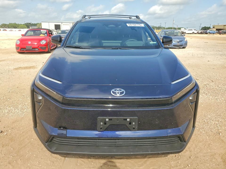 Photo 5 from auction – 2026 TOYOTA BZ with VIN JTMBCAEB6TA000907