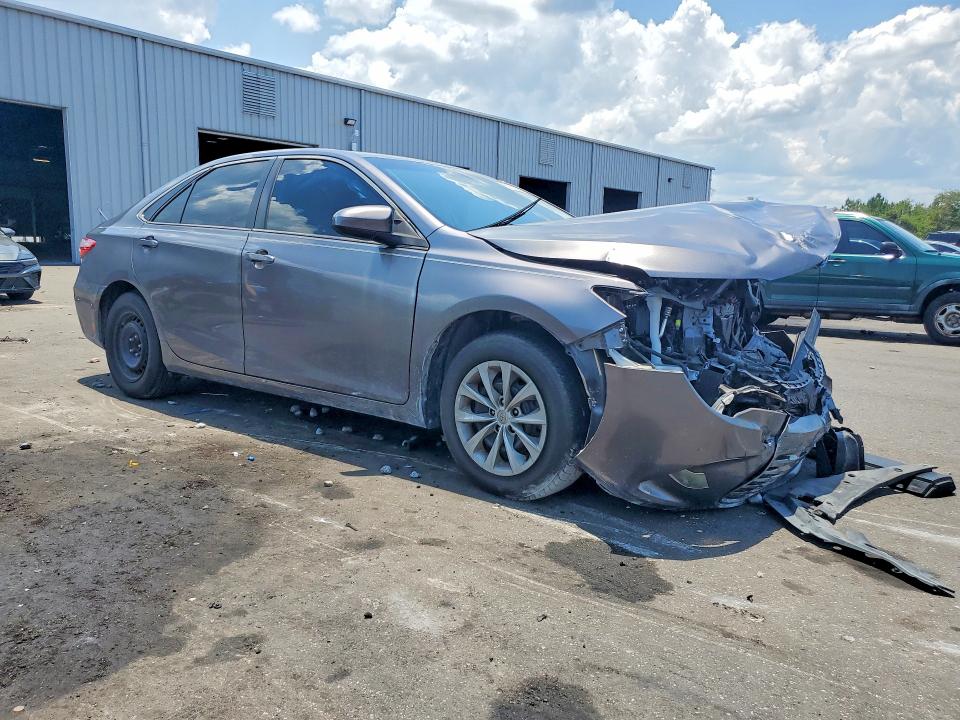 Photo 4 from auction – 2015 LOTUS CAMRY with VIN 4T1BF1FK7FU083171