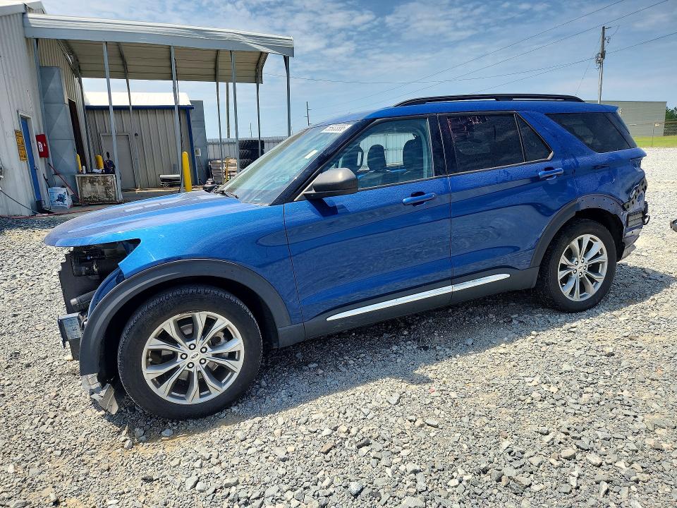 FORD EXPLORER 2022 with VIN 1FMSK7DH8NGA66205 - Photo from auction