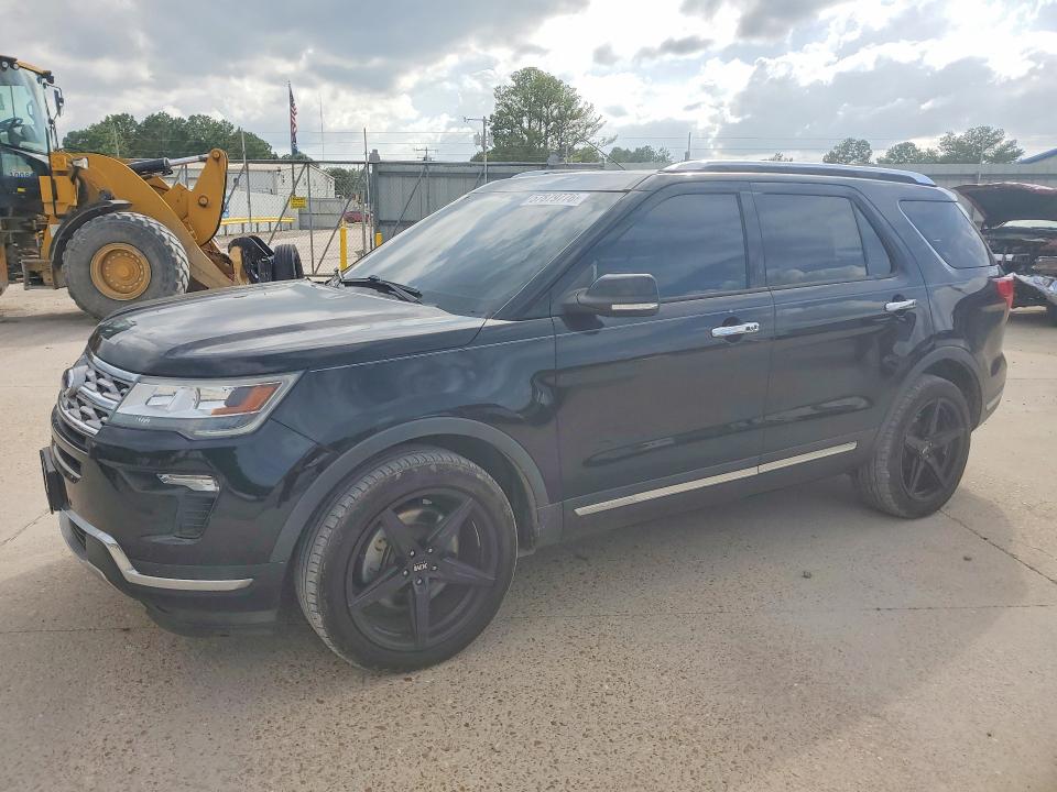 FORD EXPLORER 2018 with VIN 1FM5K8F85JGB18707 - Photo from auction
