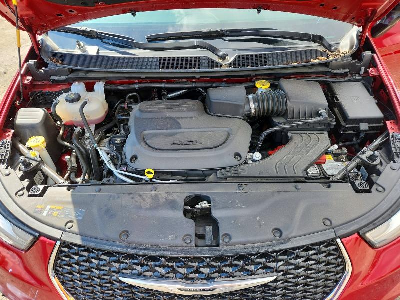 Photo 12 from auction – 2025 CHRYSLER PACIFICA with VIN 2C4RC1BG0SR544991