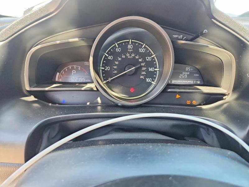 Photo 9 from auction – 2018 MAZDA 3 with VIN 3MZBN1V39JM202334