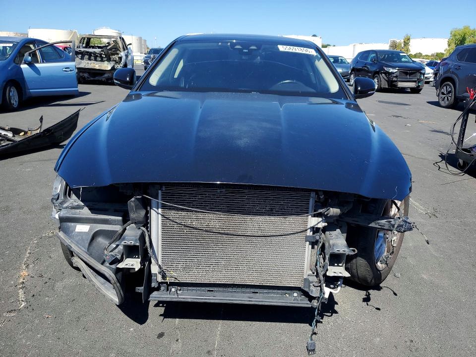 Photo 5 from auction – 2018 JAGUAR XE with VIN SAJAD4FX2JCP36458