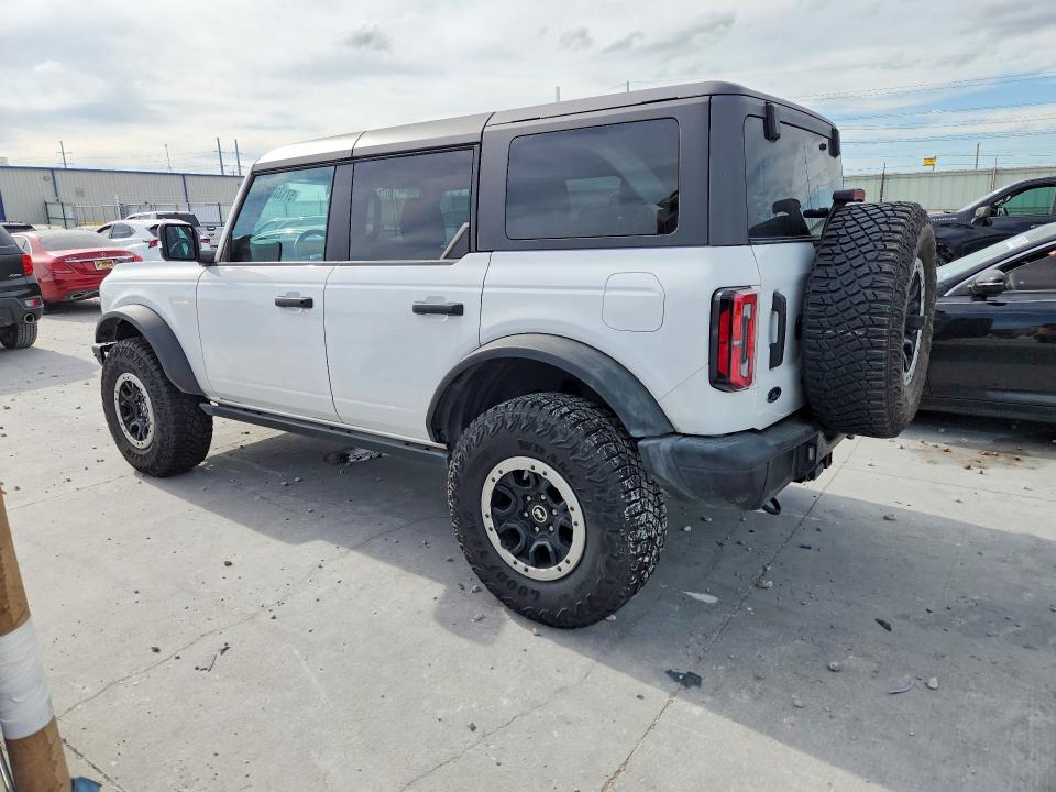 Photo 2 from auction – 2021 FORD BRONCO with VIN 1FMEE5DP2MLA81062