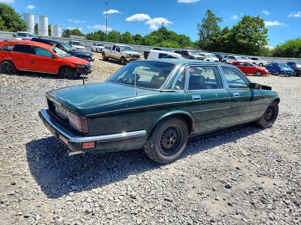 Photo 3 from auction – 1990 JAGUAR XJ6 with VIN SAJHY1746LC627655