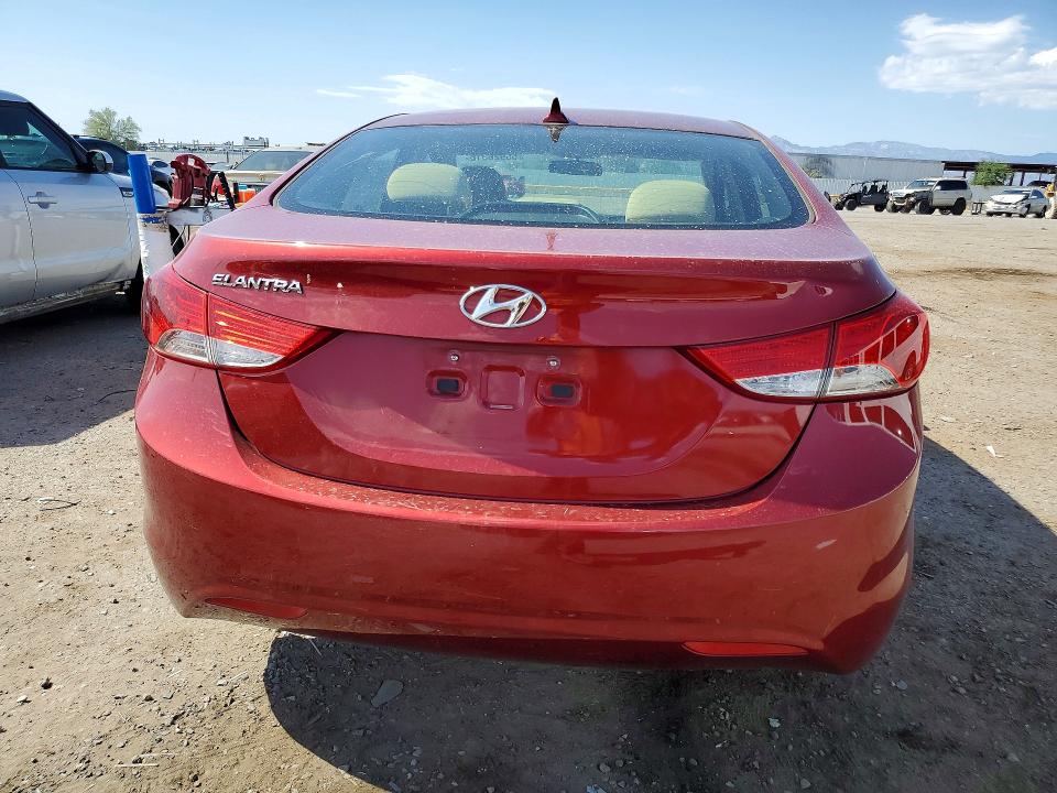 Photo 6 from auction – 2013 HYUNDAI ELANTRA with VIN 5NPDH4AE2DH248299