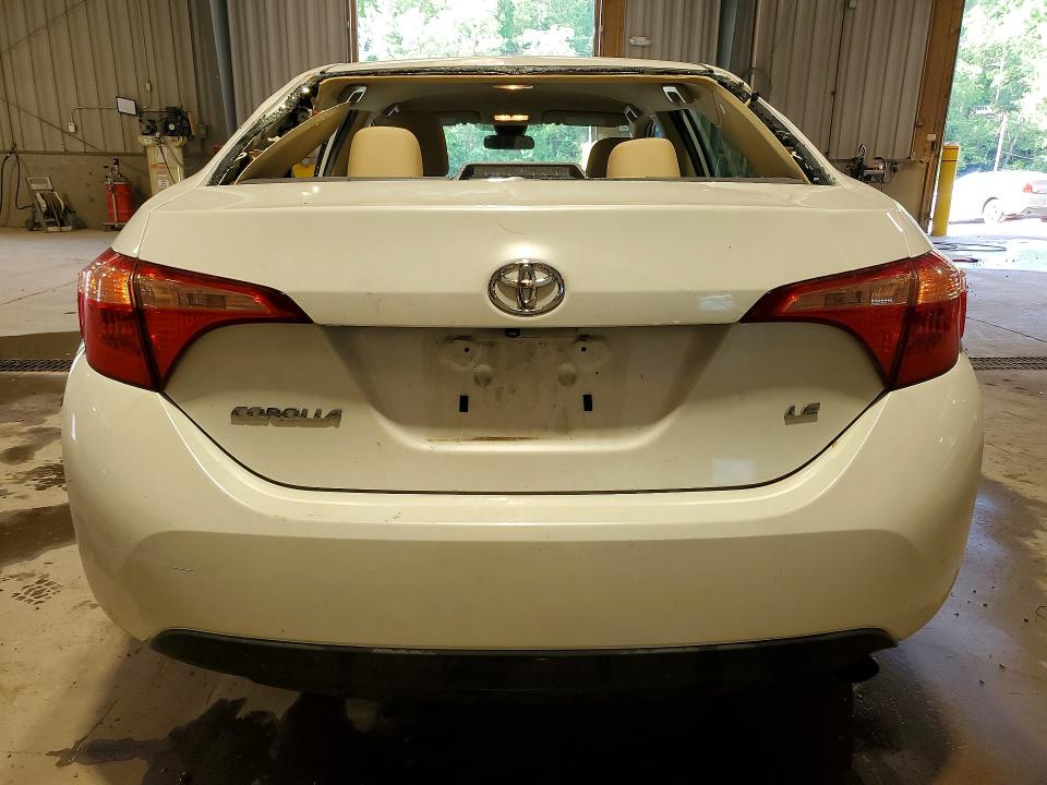 Photo 6 from auction – 2018 TOYOTA COROLLA with VIN 5YFBURHEXJP848492