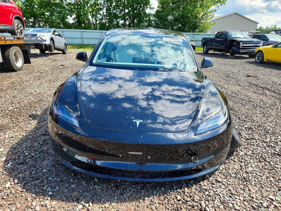 Photo 5 from auction – 2025 TESLA MODEL 3 with VIN 5YJ3E1EB0SF064946