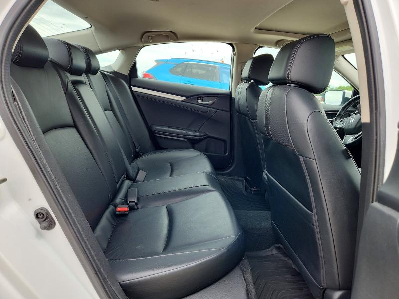 Photo 10 from auction – 2018 HONDA CIVIC with VIN 2HGFC1F72JH645887