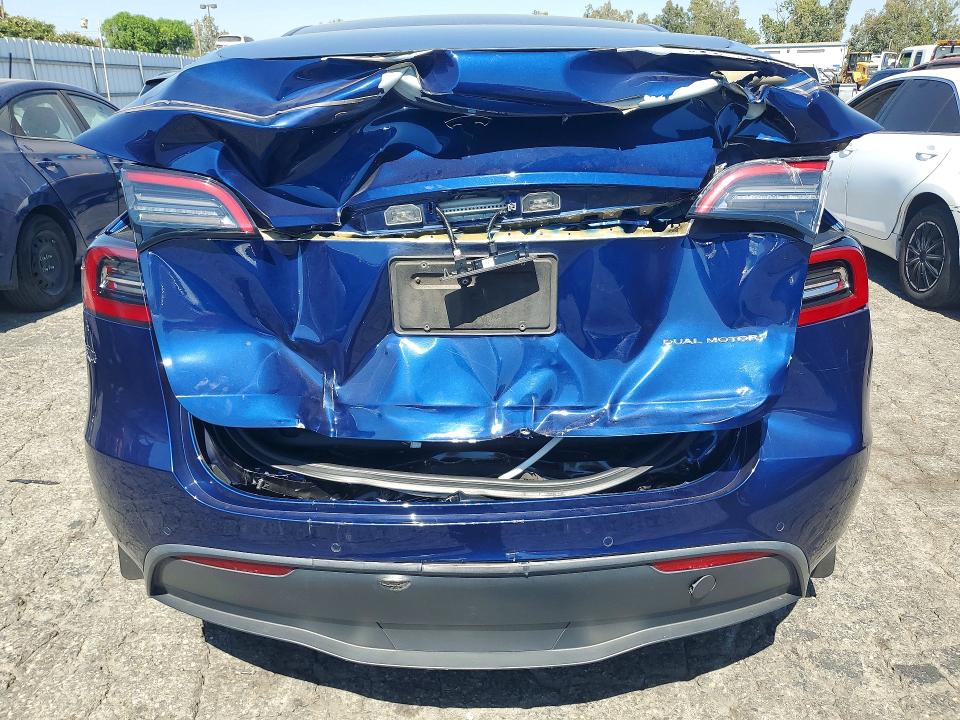 Фото 6 с аукциона – 2021 TESLA MODEL Y с VIN 5YJYGAEE2MF232082