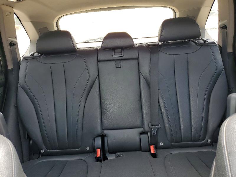 Photo 10 from auction – 2015 BMW X5 with VIN 5UXKR6C55F0J75411