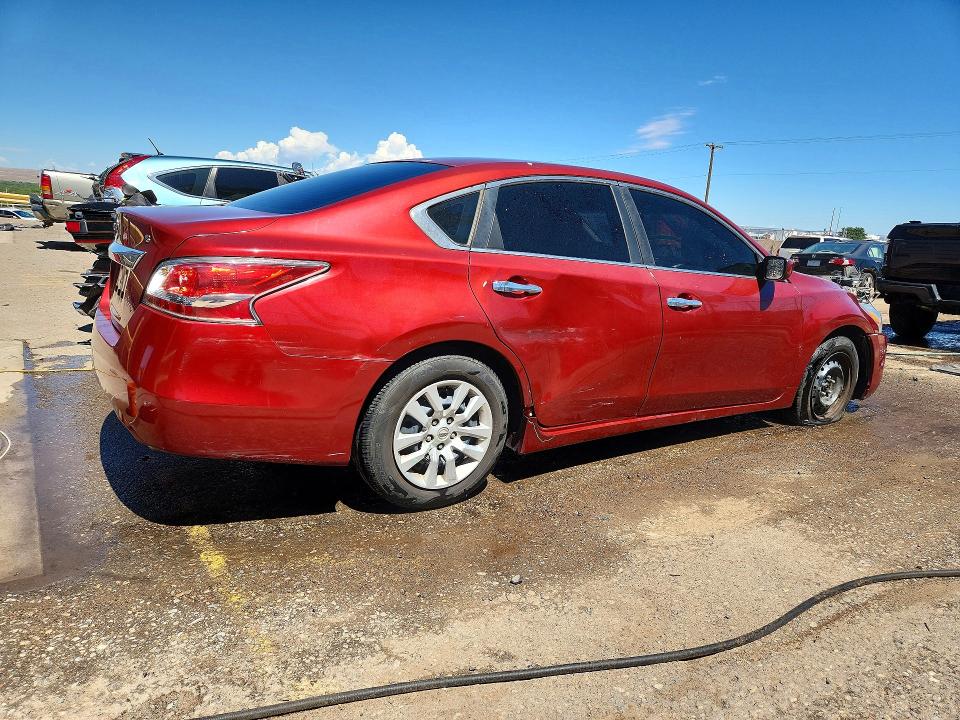 Photo 3 from auction – 2015 NISSAN ALTIMA with VIN 1N4AL3AP5FN329156