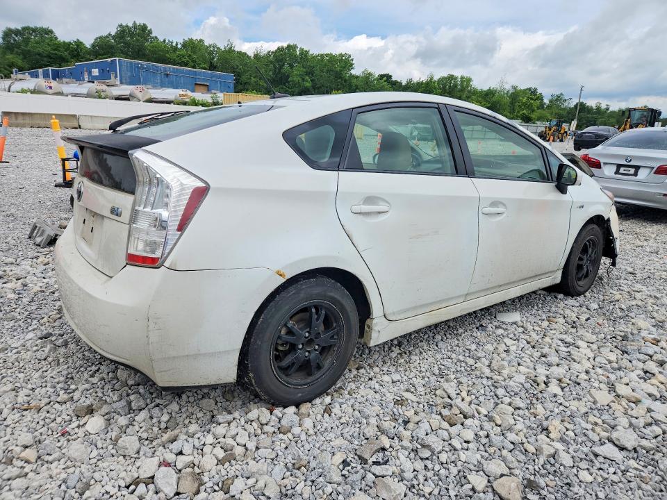 Photo 3 from auction – 2010 TOYOTA PRIUS with VIN JTDKN3DU8A0199485