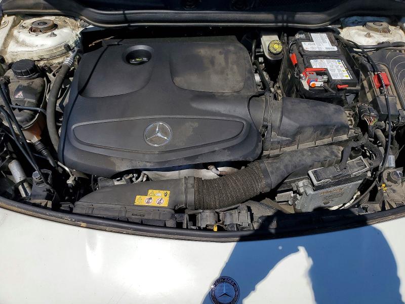 Photo 11 from auction – 2016 MERCEDES-BENZ CLA with VIN WDDSJ4EB6GN379600