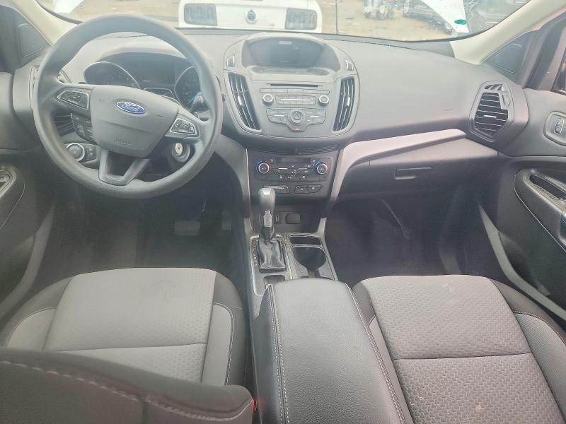 صورة رقم 8 من المزاد - 2017 FORD ESCAPE مع VIN 1FMCU9G98HUB27928