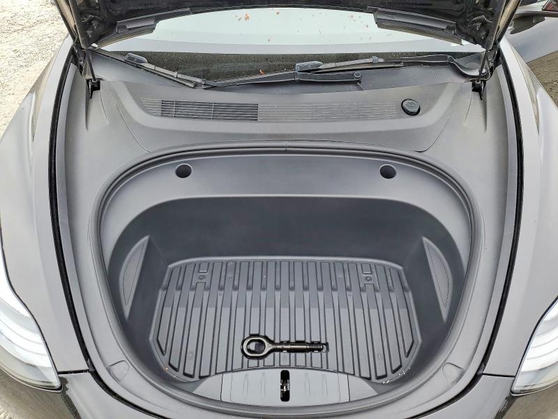 Foto 11 de la subasta – 2023 TESLA MODEL 3 con VIN 5YJ3E1EAXPF646941