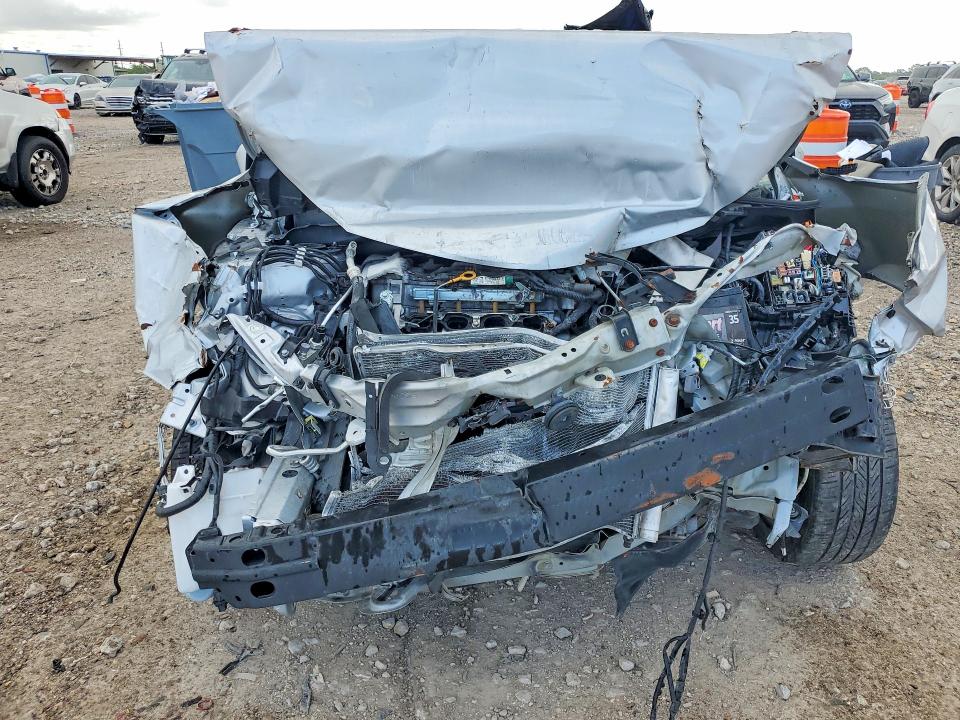 Photo 5 from auction – 2019 TOYOTA COROLLA with VIN 2T1BURHE2KC238054