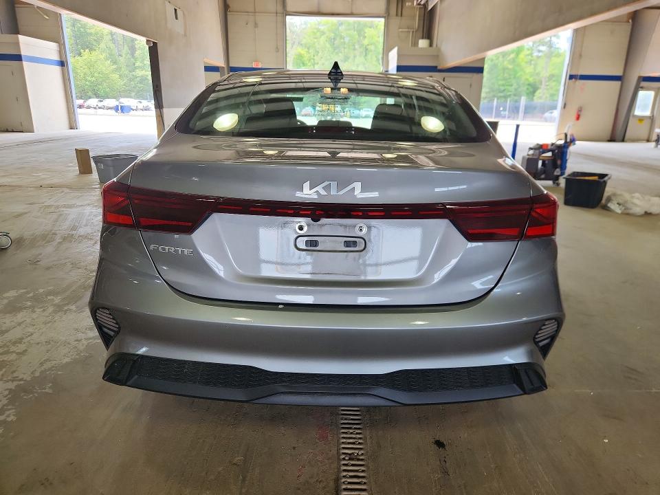Photo 6 from auction – 2023 KIA FORTE with VIN 3KPF24AD3PE556799