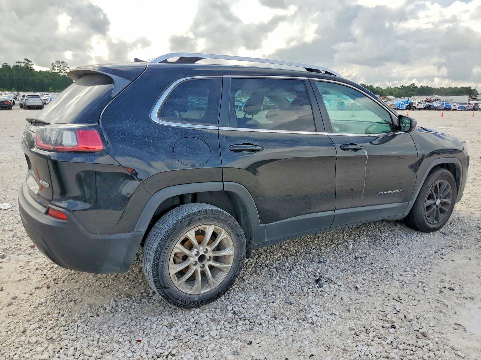 Photo 3 from auction – 2019 JEEP CHEROKEE with VIN 1C4PJLCB3KD333072