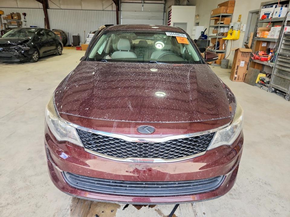 Photo 5 from auction – 2017 KIA OPTIMA with VIN 5XXGT4L36HG148263