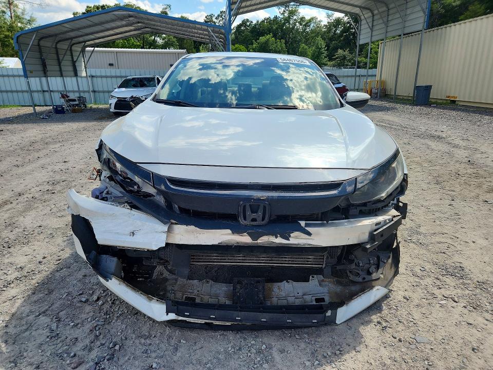Photo 5 from auction – 2021 HONDA CIVIC with VIN 19XFC1F30ME012011