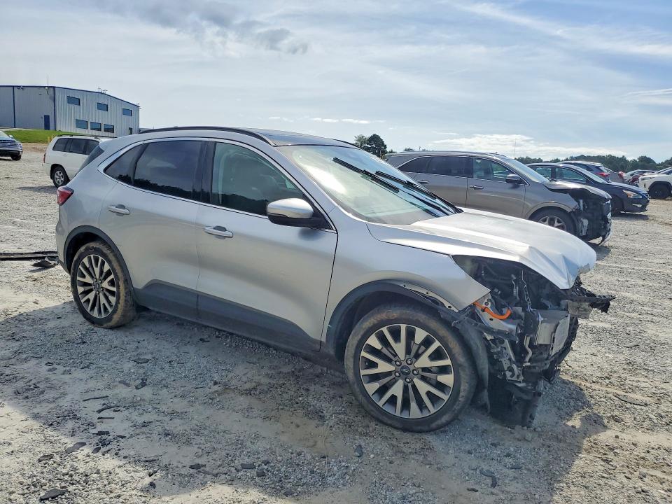 Photo 4 from auction – 2020 FORD ESCAPE with VIN 1FMCU9DZ0LUA76616