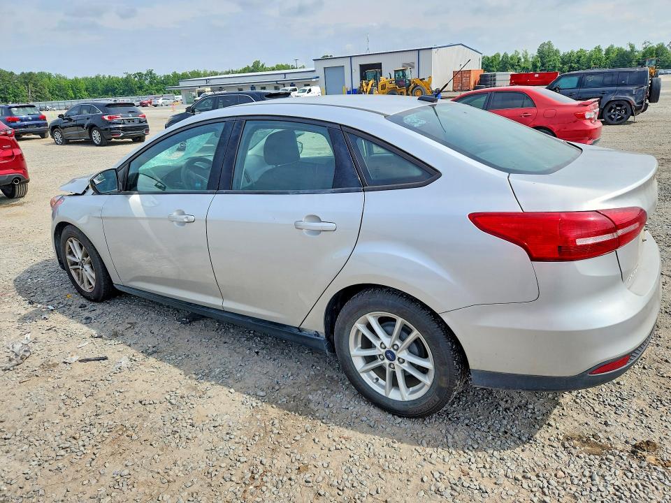Photo 2 from auction – 2016 FORD FOCUS with VIN 1FADP3F2XGL389557