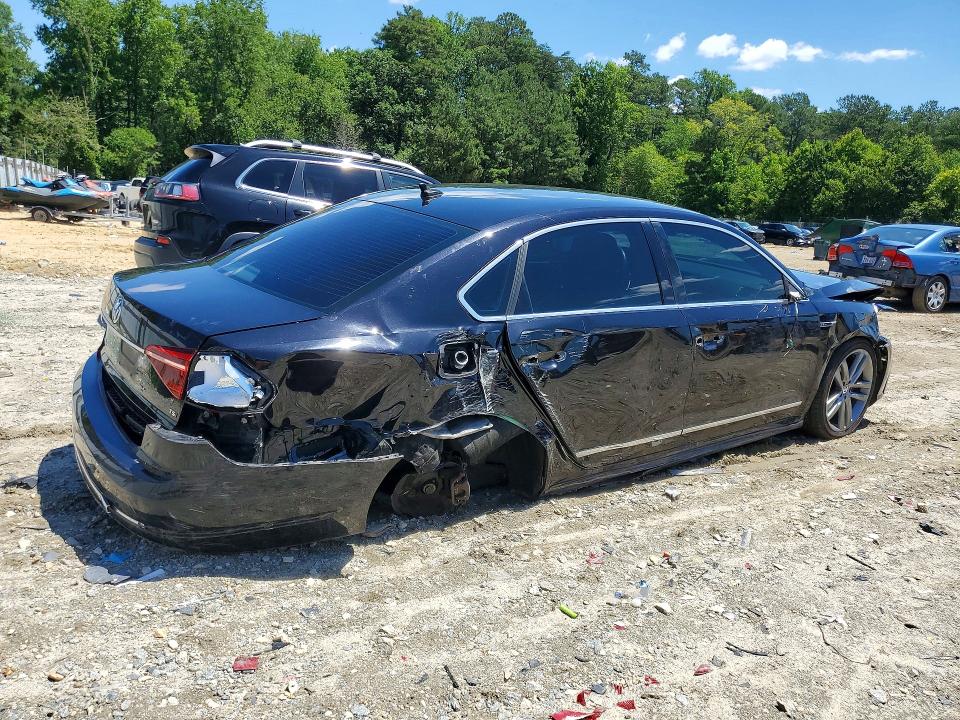 Photo 3 from auction – 2017 VOLKSWAGEN PASSAT with VIN 1VWDT7A3XHC010035