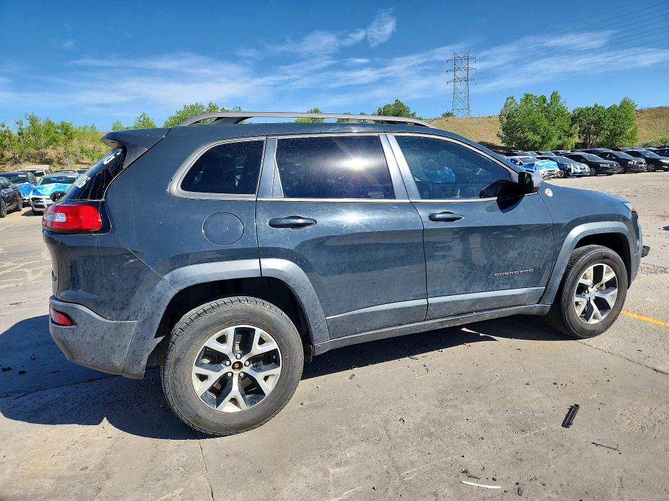 Photo 3 from auction – 2017 JEEP CHEROKEE with VIN 1C4PJMBB4HW519496