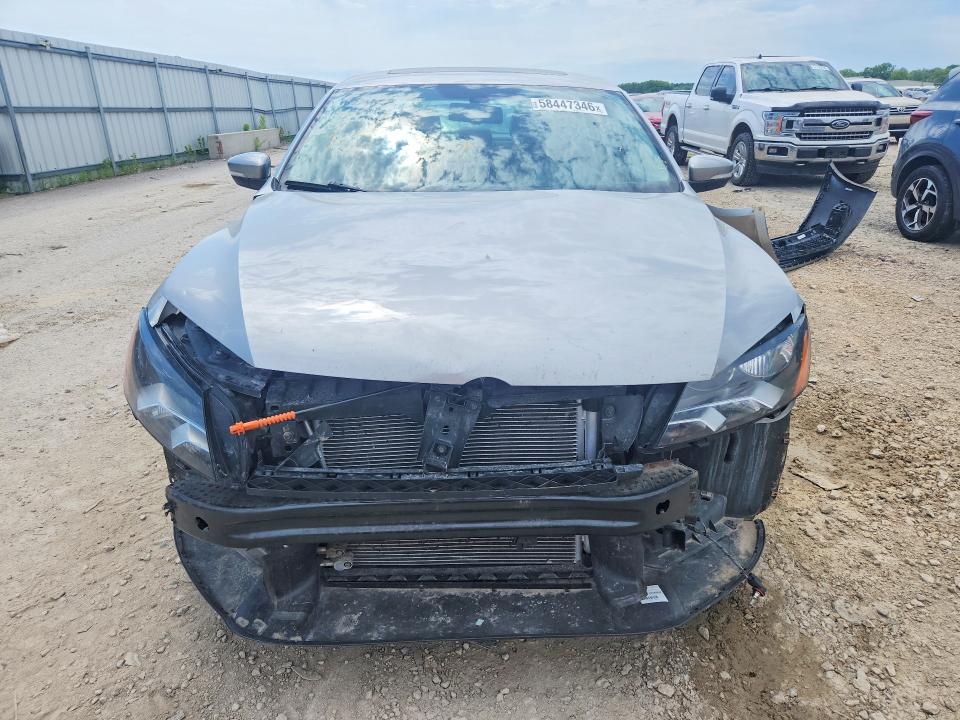 Photo 5 from auction – 2013 VOLKSWAGEN PASSAT with VIN 1VWCN7A30DC079512