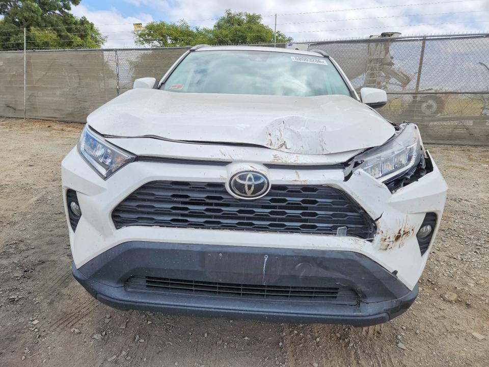 Photo 5 from auction – 2020 TOYOTA RAV4 with VIN 2T3P1RFV0LC138447