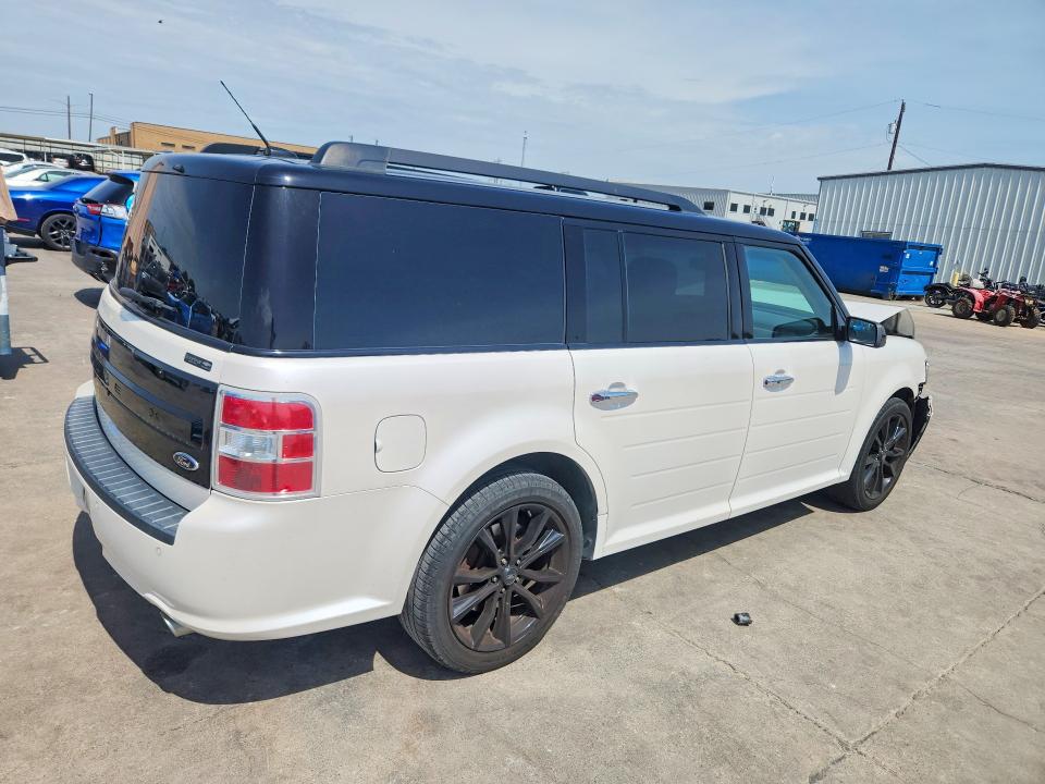 Photo 3 from auction – 2017 FORD FLEX with VIN 2FMGK5C84HBA07496