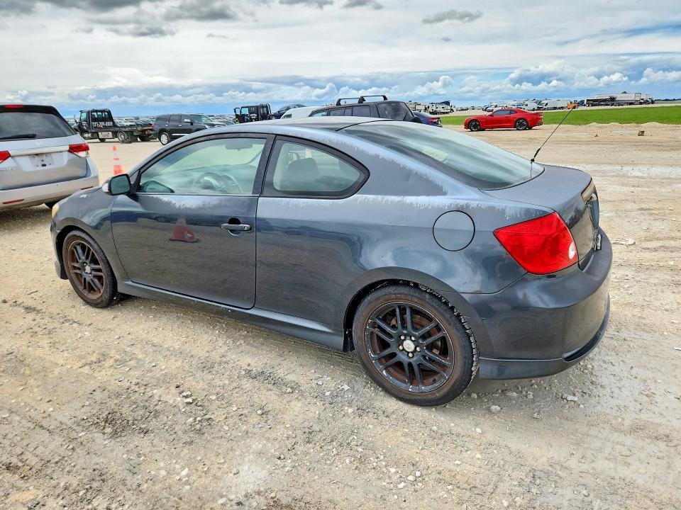 Photo 2 from auction – 2006 SCION TC with VIN JTKDE177860094366